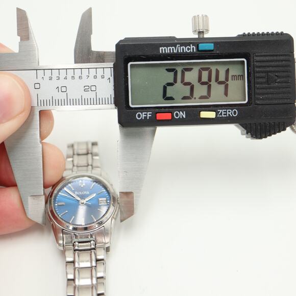 Bulova Womens Silver Tone Blue 26mm Date Watch 5.5" Steel Bracelet w New Battery - Picture 2 of 13